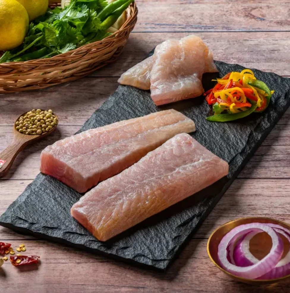 RED BASA FISH 1KG   ( 3 )