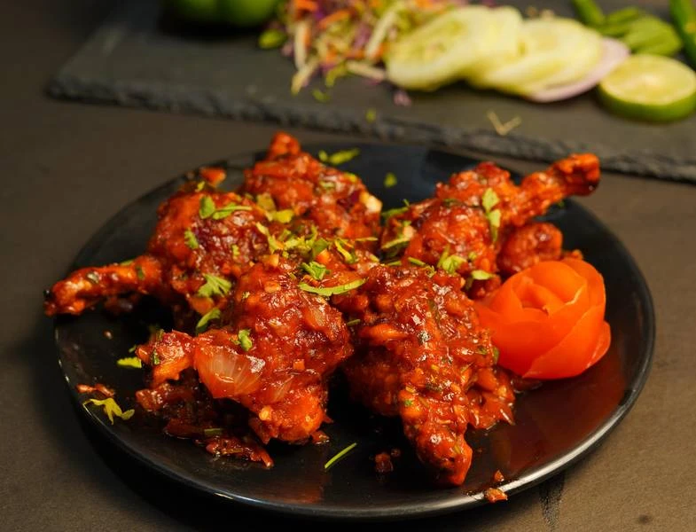 CHICKEN CHILLI LOLLIPOPS 4PCS